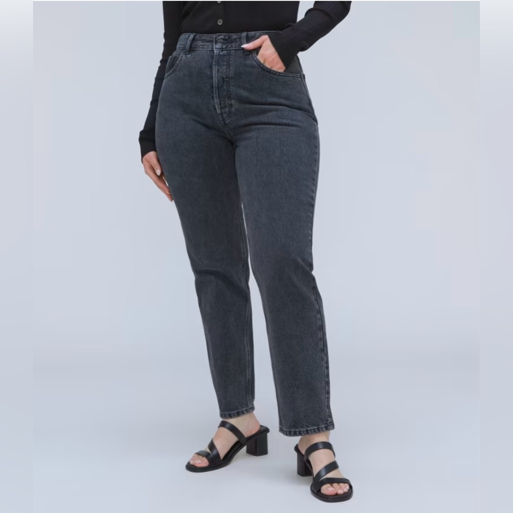 NWT: Everlane '90s Cheeky Hourglass Jean in Washed Black